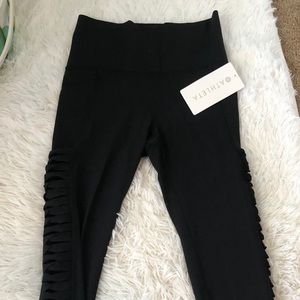 Athleta Salutation 7/8 high wasted leggings